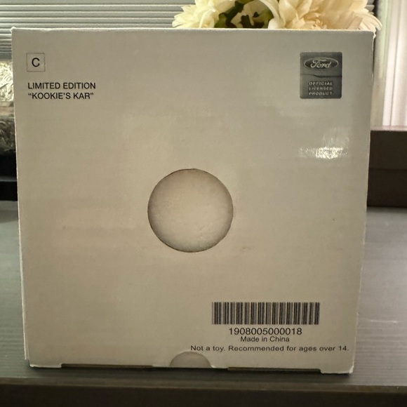 Danbury MINT 1 24 1922 T Bucket Kookie's Kar Convertible - Picture 6 of 6